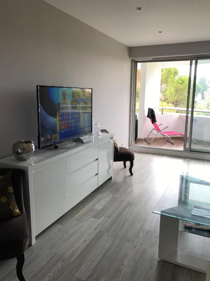 Tres Beau T2 Dans Parc Montfleury ,Proche Centre ,Au Calme 44 Bd Montfleury Apartment Cannes Bagian luar foto